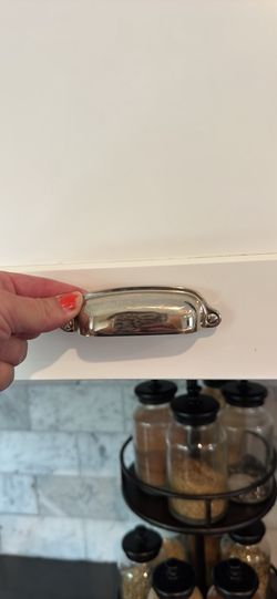 Cabinet pulls