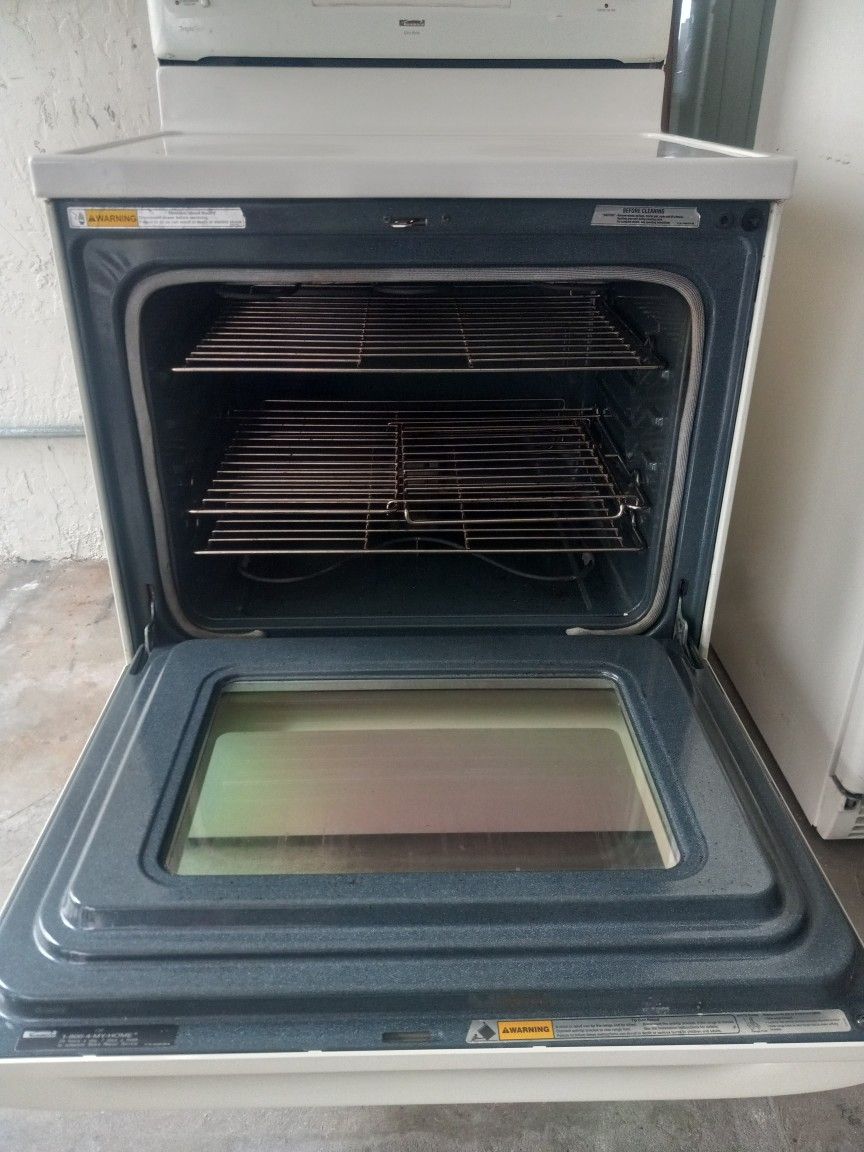 Kitchen Set Kenmore/Cocina Kenmore for Sale in Miami, FL OfferUp
