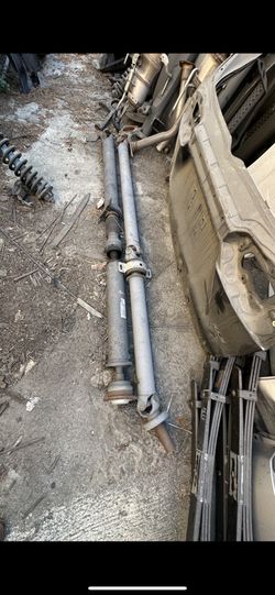 2019 Toyota Tacoma Axle Drive Shaft Used