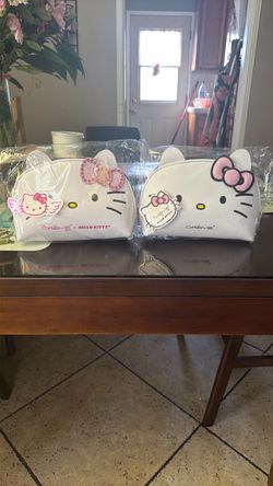 Hello Kitty Make Up Bag