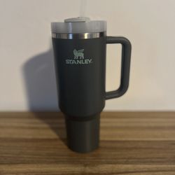 Stanley 40 oz. Quencher H2.0 FlowState Tumbler