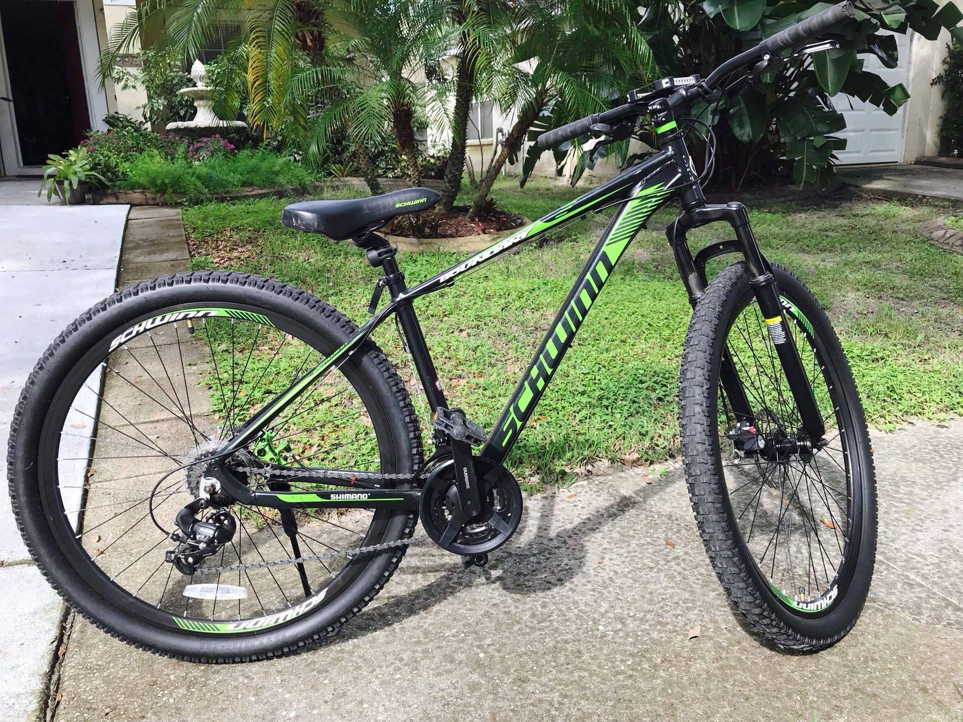 29 discount schwinn boundary