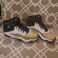 Air Jordan B'Loyal 'White Black Gold