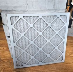 Box of 12, GRAINGER, General pleated air filter, 5W511, 20 x 20 x 1