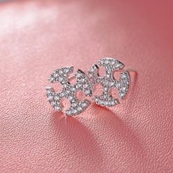 New Silver Stud Earrings 
