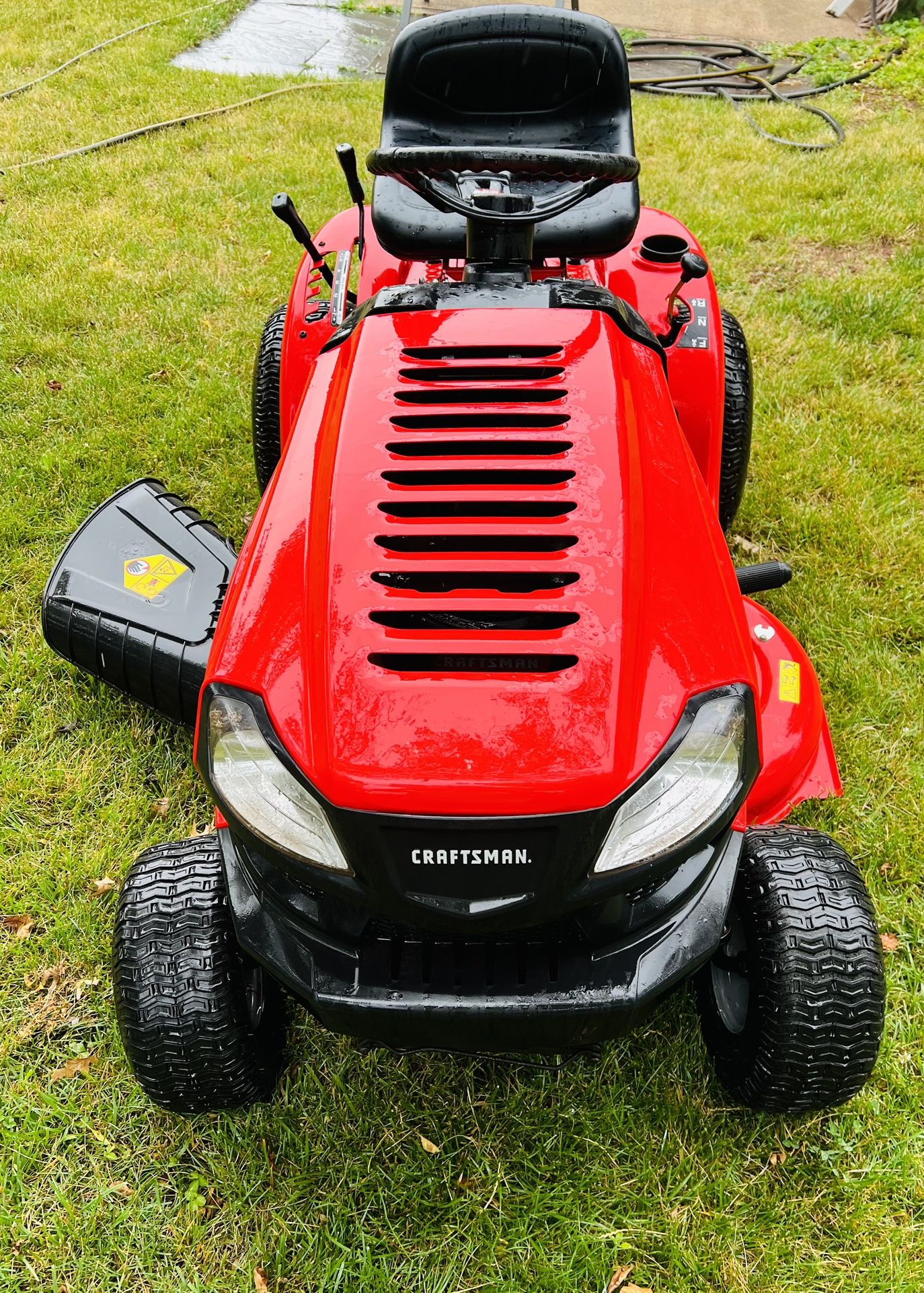 Craftsman T110 42” Lawn Tractor Cheap needs engine for Sale in