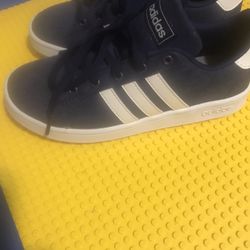 Adidas (kids) size 1