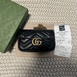 Gucci GG Marmont Super Mini Leather Crossbody Bag