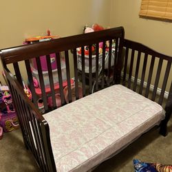 Crib/Toddler bed