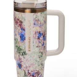 New Stanley CALIA Olive Eden Flowstate Quencher H2.O Tumbler 40 oz. Water Bottle