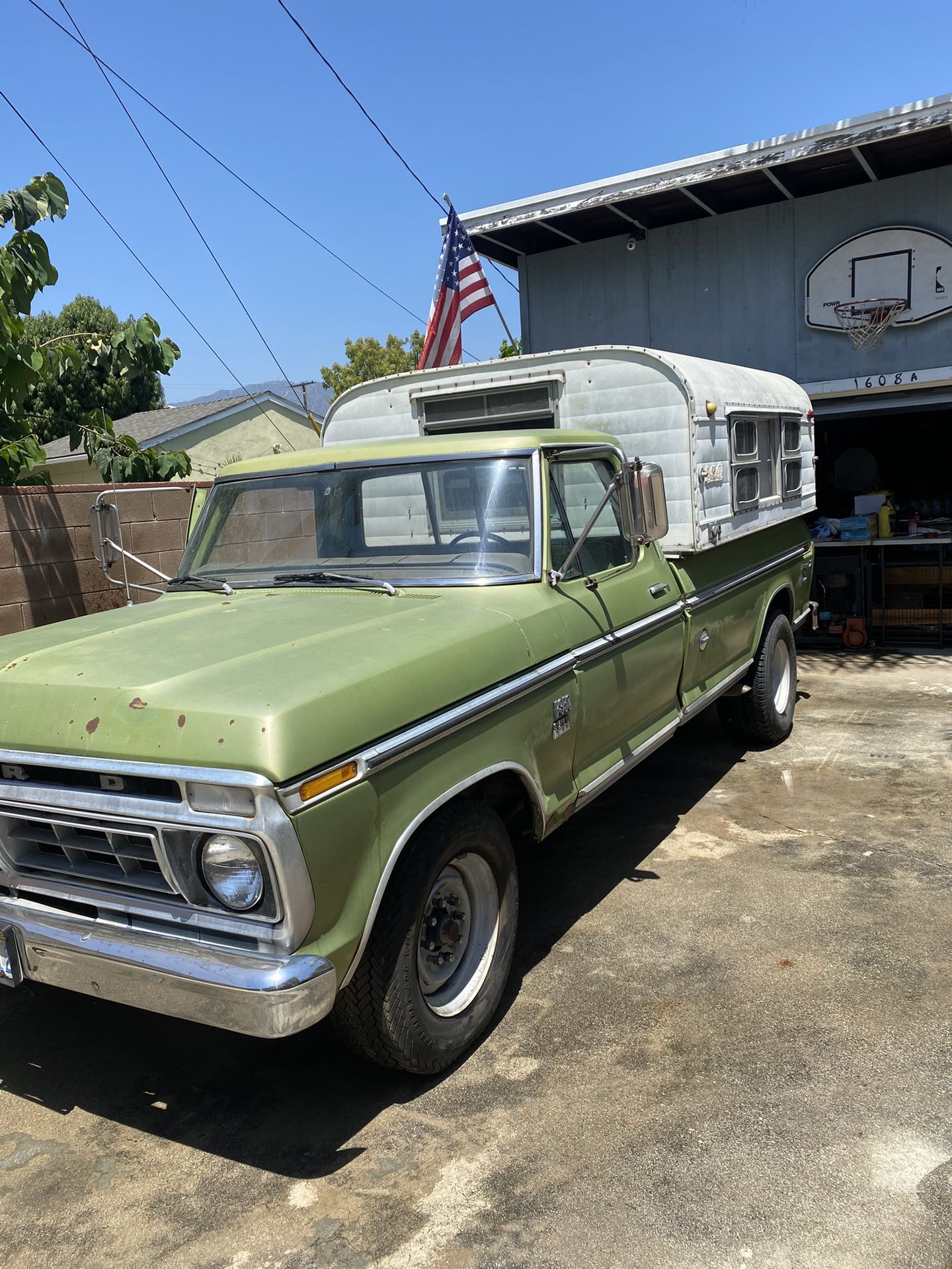 1973 Ford F-350 Super Camper Special