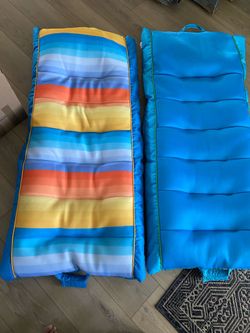 Pool Floating Cushions x2