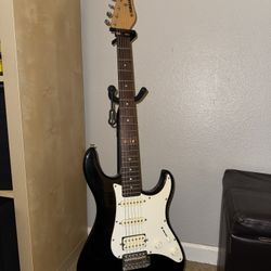 Yamaha Electric Guitar Stratocaster EG112