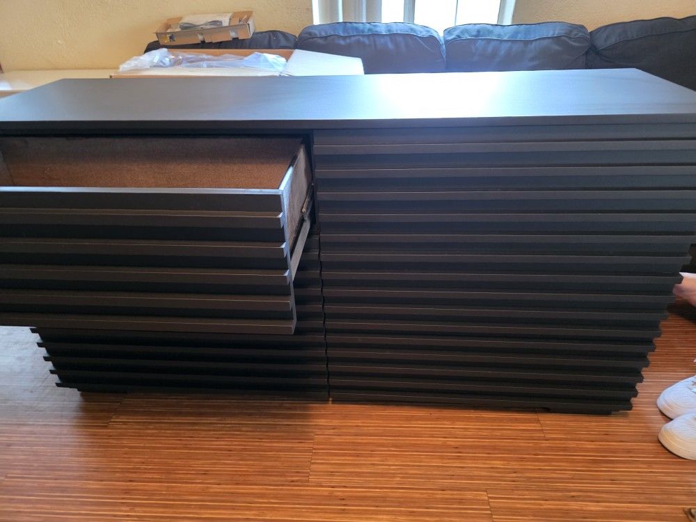 Solid Wood Dresser Matte Black