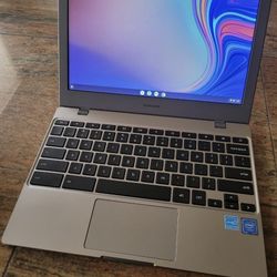 2021. Samsung Chromebook 4.4gb 32gb Ram.
