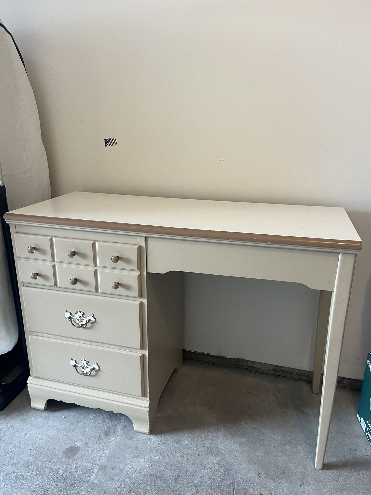 Desk