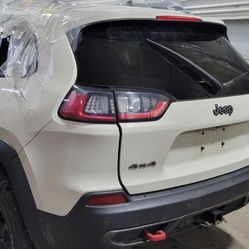2019 2023 Jeep Cherokee Trailhawk Parts