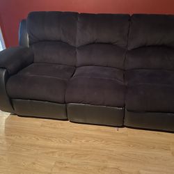 Black Theater Like Sofa With Recliners (excellent condition )