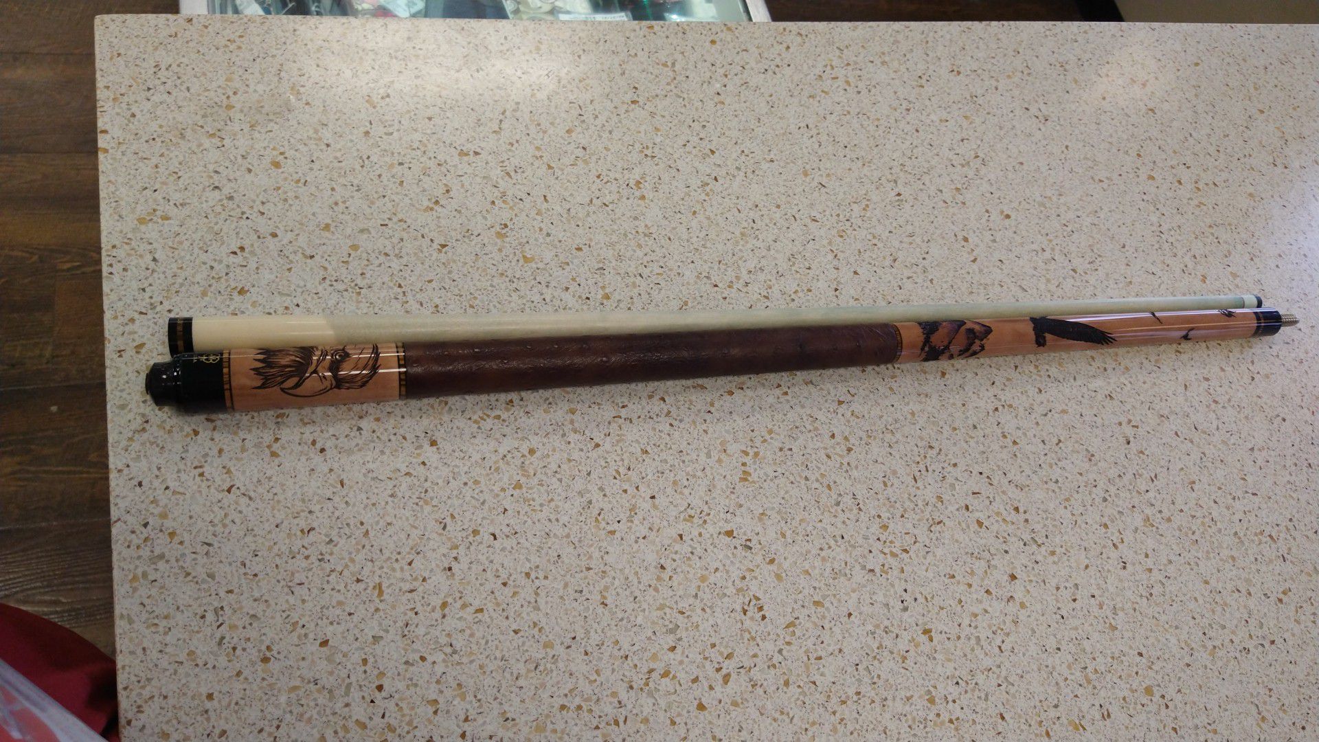 McDermott G-Series Pool Cue w/ Etched Eagles