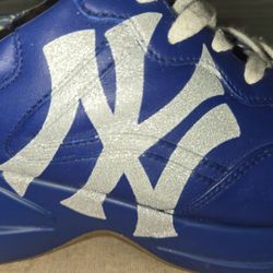 Sneakers GUCCI 100% Originales, EDICION ESPECIAL (Con Los yankees de nueva york) Talla 7.5 US(usados EN PERFECTO Estado) 