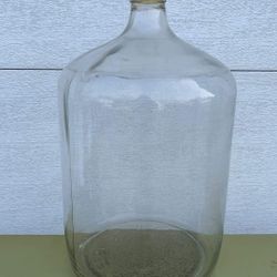 Glass bottle
