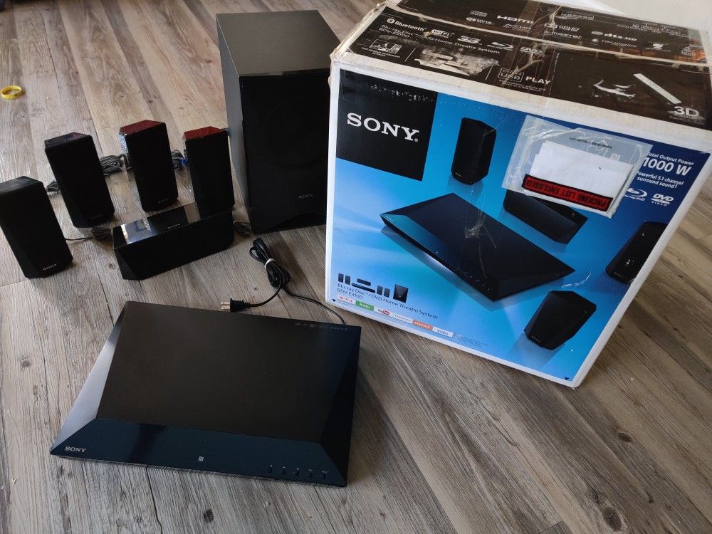 Sony 1000 W 3D ,blue ray,DVD, 5.1 home theater System
