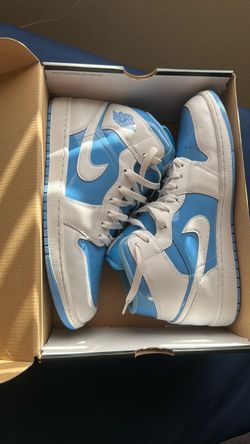 Air Jordan 1 mid SE