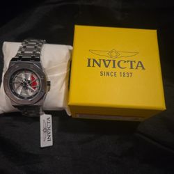 "" BRAND NEW  INVICTA WATCH""
