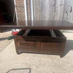 3 Piece Coffee And End Tables