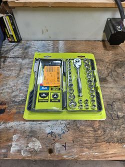 Ryobi 1/4 Drive Ratchet and Socket Set