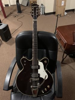 Ventura guitar