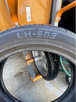 225 45 17 tire