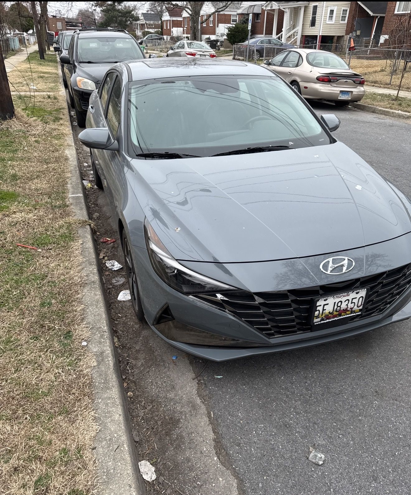 Hyundai Elantra 2023 Limited (CASH ONLY) With Wheel Lock