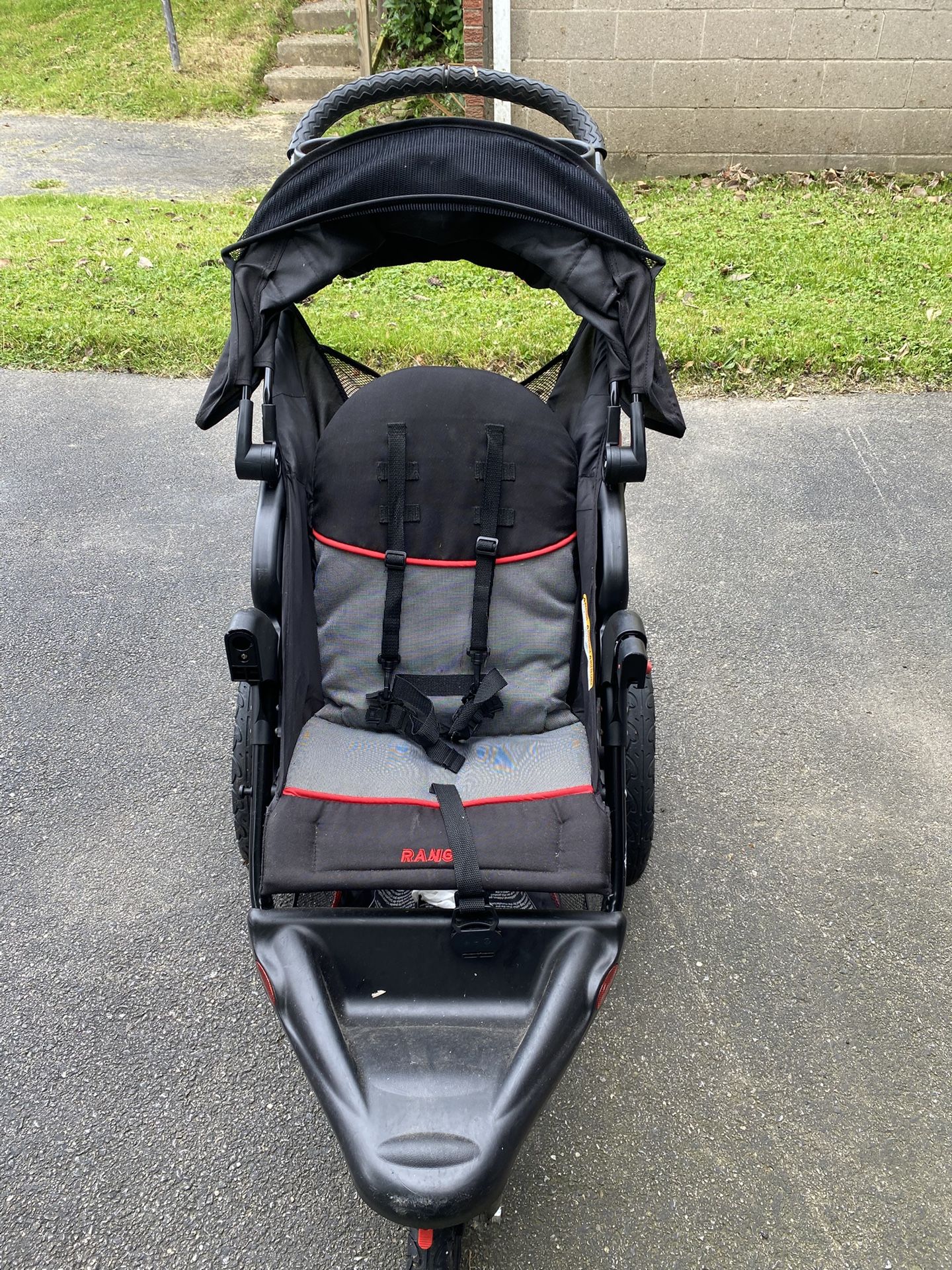 Used Baby Trend Expedition Jogging Stroller – Smooth Ride, Great Condition