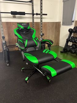 Gymax Office Computer Desk Chair Gaming Chair Adjustable Swivel w/Footrest Green