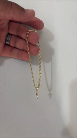 8” Gold Cross Bracelet ✨🙏