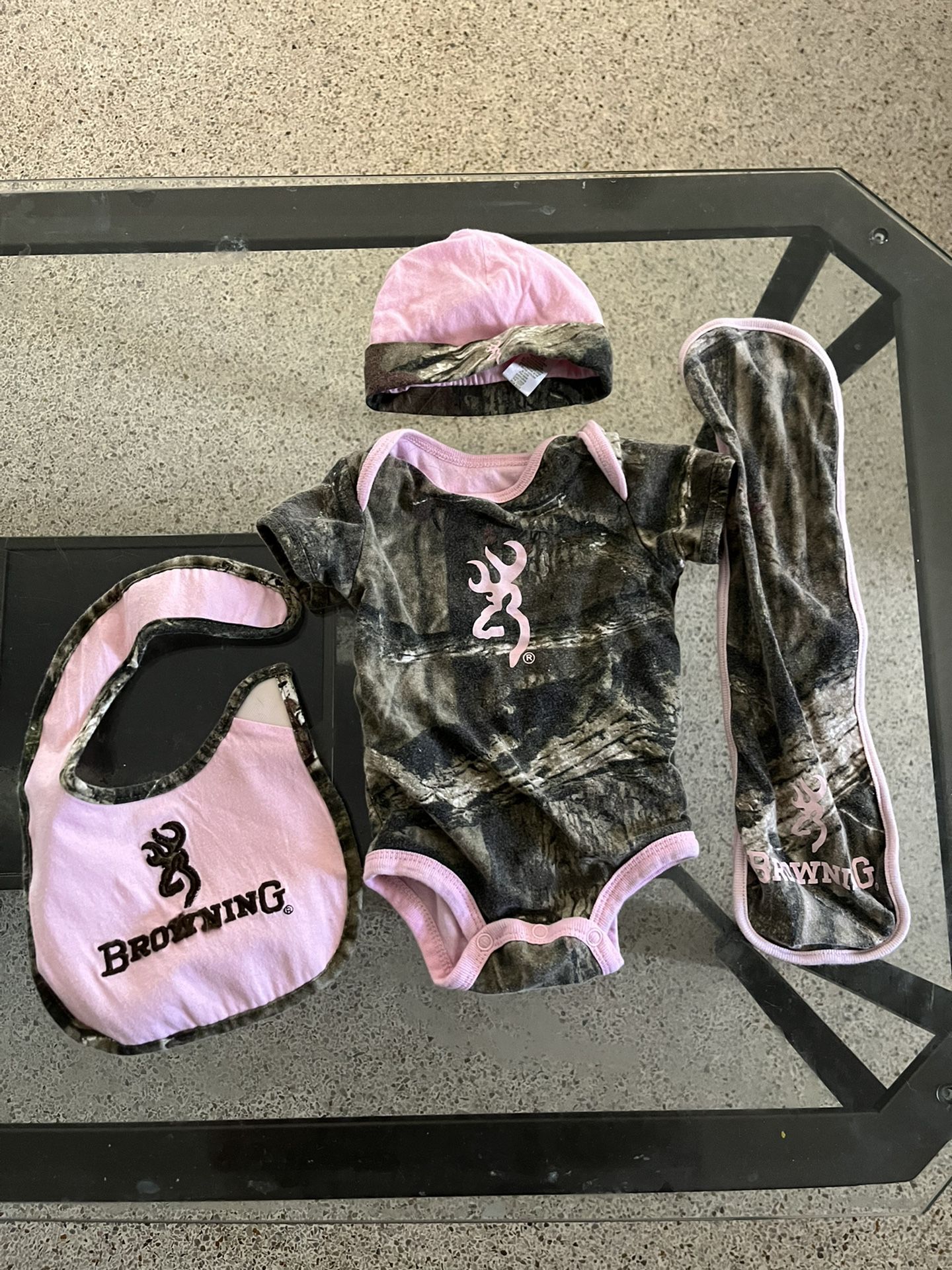 Browning Infant Outfit Set Size 3 Months