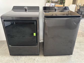 LG WASHER & ELECTRIC DRYER