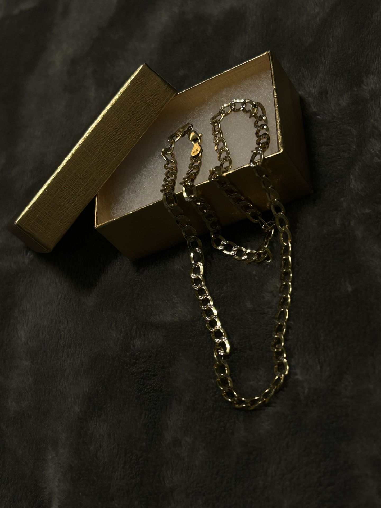 brand new 20inch 10k gold diamond cut cuban chain 5.5mm 10.7g real gold no trades  ..