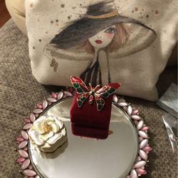 Pretty!!! Gold Multi Color Butterfly Pin/Brooch 