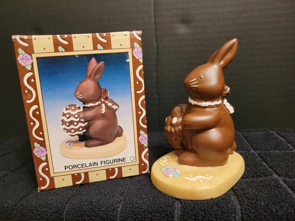 Vintage Easter My Chocolate Porcelain Bunny with Easter Basket Original Box