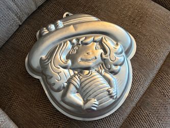 Wilton Strawberry Shortcake Cake Pan