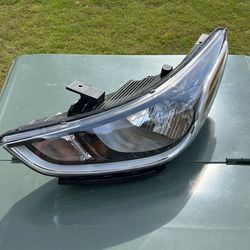 2018 - 2022 HYUNDAI ACCENT LEFT DRIVER SIDE HEADLIGHT