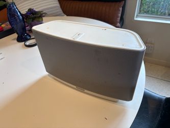 Sonos PLAY:5 Wireless Speaker + Sonos Bridge – White