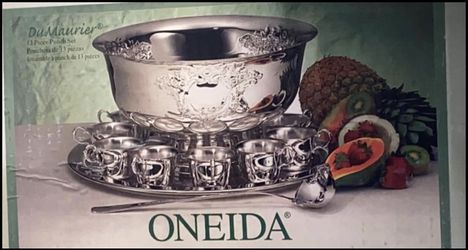 New Du Maurier Oneida silver 13 piece punch bowl set