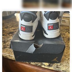 Jordan 6 Retro University Blue