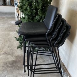 4 Free Chairs