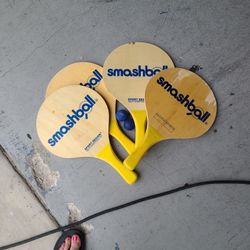Smashball Paddleball 4 Rackets And 2 Balls $10