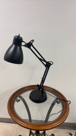 Black desk lamp