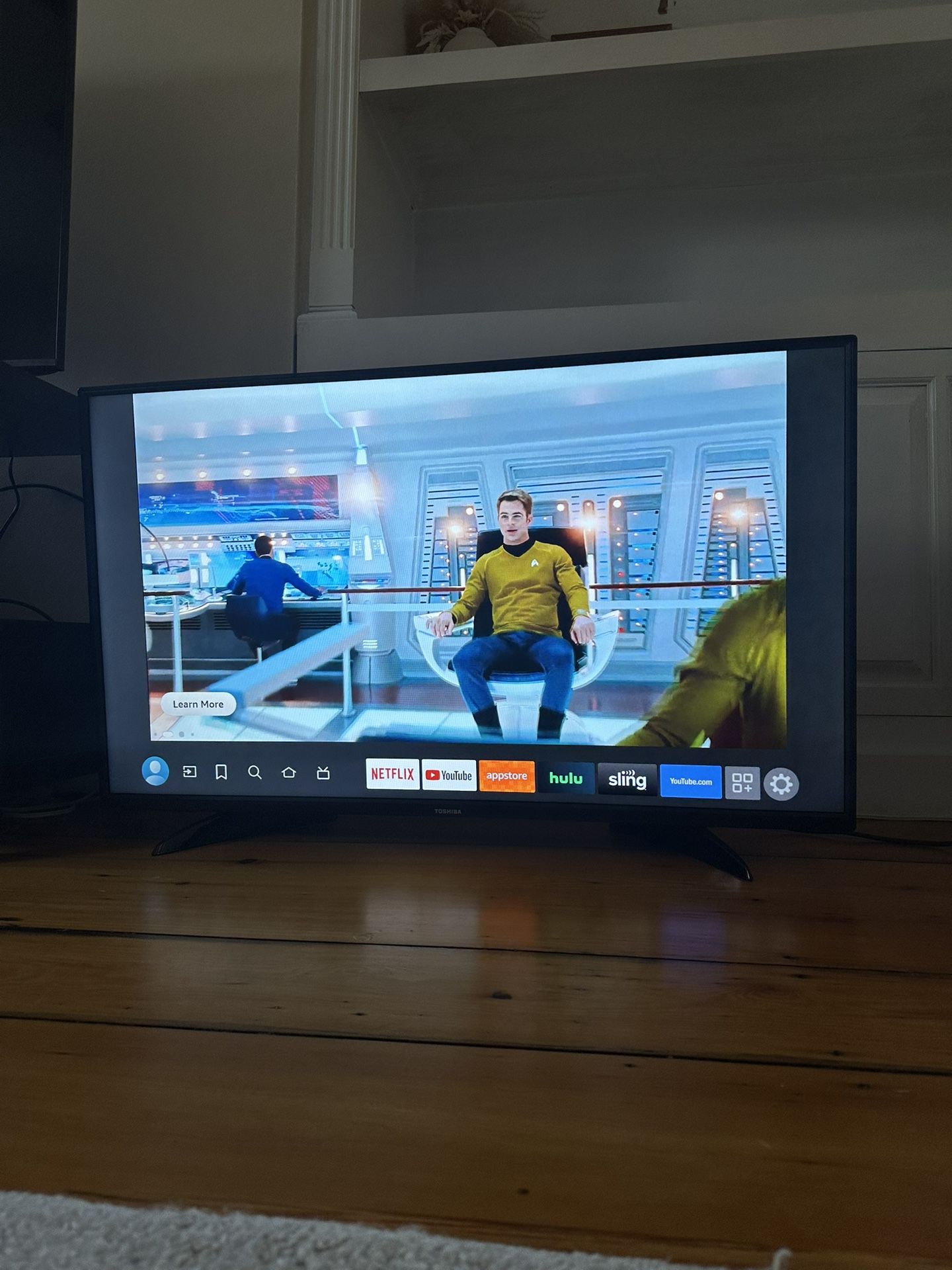 43in Smart Toshiba TV